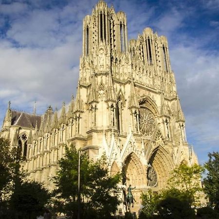 Comfortable, Cozy, Chill, Spacious, Near Cathedral แร็งส์ ภายนอก รูปภาพ