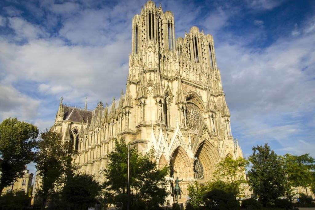 Comfortable, Cozy, Chill, Spacious, Near Cathedral แร็งส์ ภายนอก รูปภาพ
